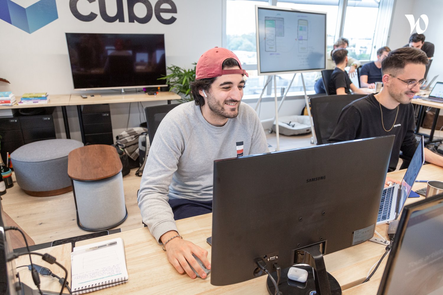 cube team photo office member